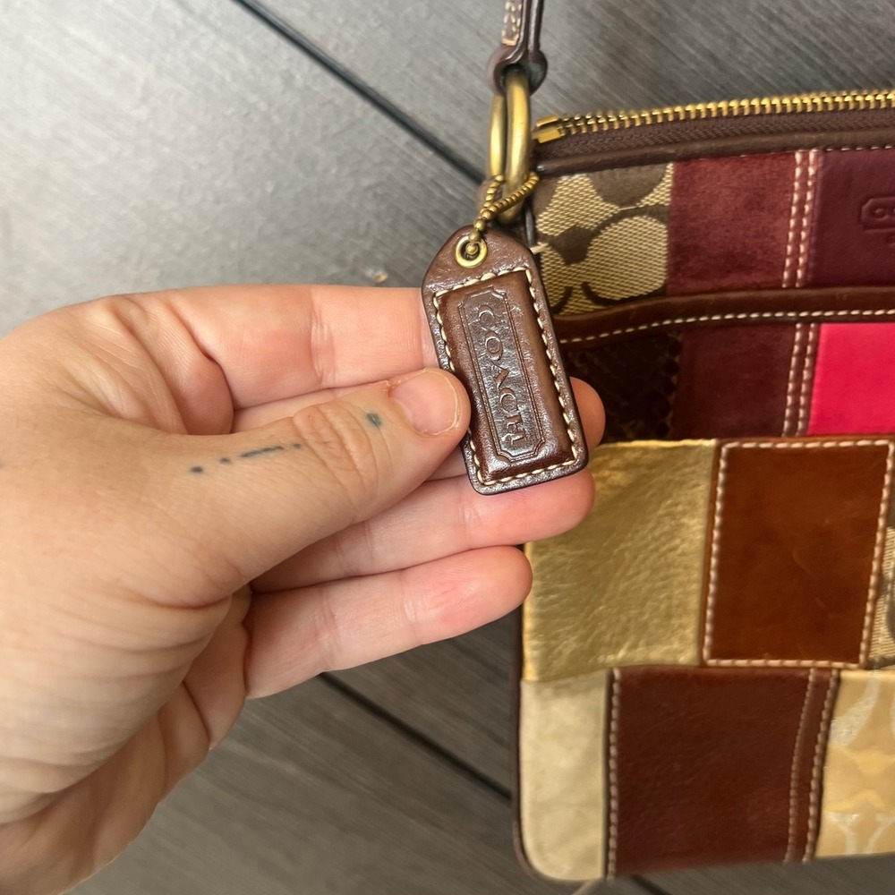 Coach Women's Patchwork Crossbody Bag Leather Suede Signature Multicolor Y2K - Picture 2 of 9